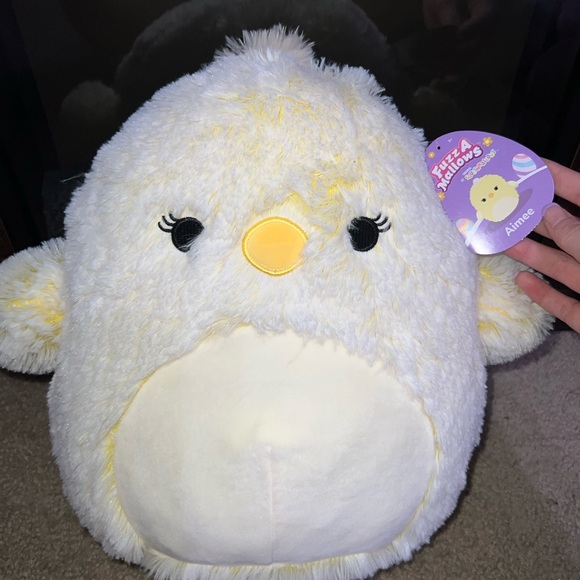 Squishmallows Other - 🌹NWT 12” Aimee the easter fuzzy chick squishmallow